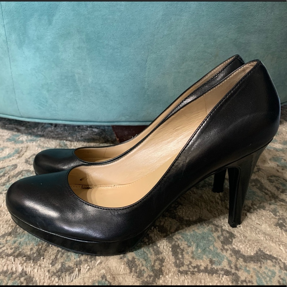 Marc Fisher Pumps